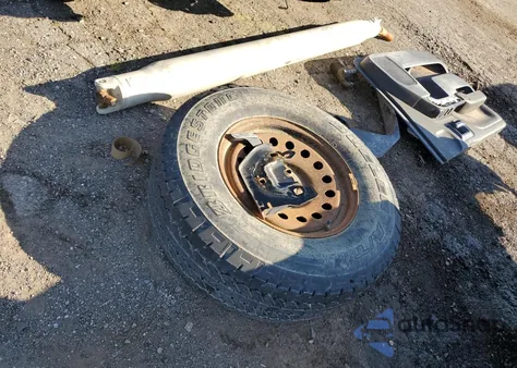 2018 Chevrolet Silverado K1500 Lt из США, поврежденный, VIN 1GCUKREC5JF248083